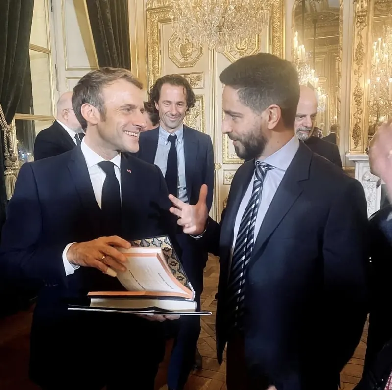 Ronaldo Lemos com Emmanuel Macron no Palácio do Eliseu